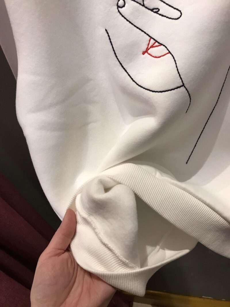 Felpa color bianco con immagine donna SUPER SALDI -50% - immagine 4