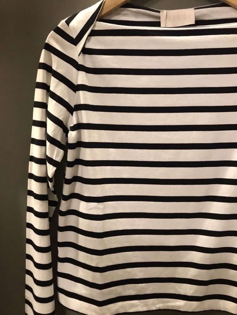 Maglia a righe manica lunga e collo a barca - immagine 2